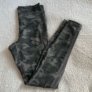Fabletics Army green Camo workout and running leggings